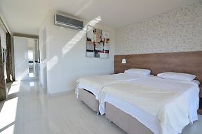 Aqua Suit Panorama A1