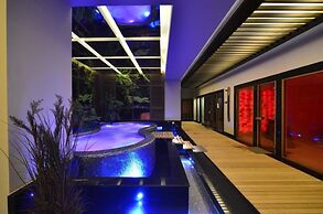 Aqua Suit Panorama A1