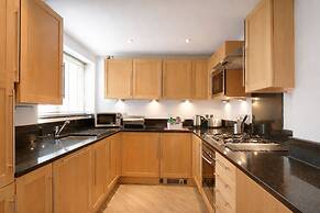 Roomspace Apartments -The Courtyard