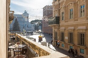 Amazing Piazza Venezia Suites