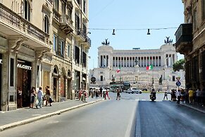 Amazing Piazza Venezia Suites
