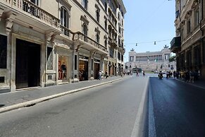 Amazing Piazza Venezia Suites