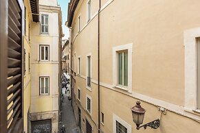 Amazing Piazza Venezia Suites