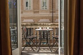 Amazing Piazza Venezia Suites