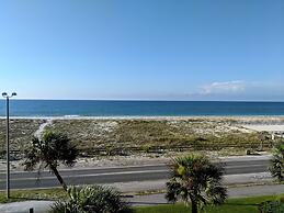 Palm Beach Club by Surfside VR