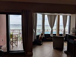 Palm Beach Club by Surfside VR