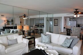 Tristan Towers by Surfside VR