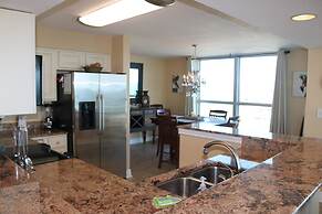 Tristan Towers by Surfside VR