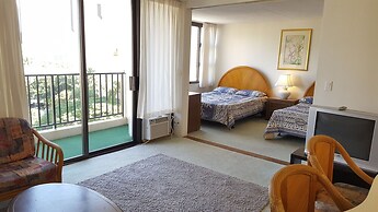 HAWAII  2 MIN FROM THE BEACH