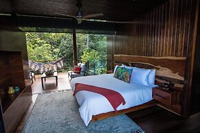 Ecolirios Boutique Hotel & Villas