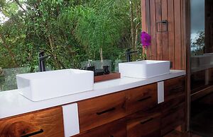 Ecolirios Boutique Hotel & Villas