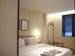 Brown dot Hotel Palyong