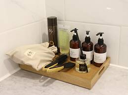 Brown dot Hotel Palyong