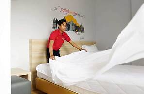 Central Front One Inn Jakarta Airport