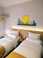 Central Front One Inn Jakarta Airport