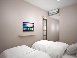 Central Front One Inn Jakarta Airport