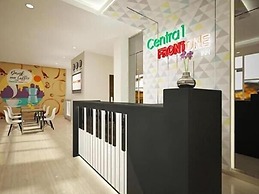Central Front One Inn Jakarta Airport