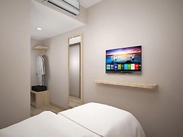 Central Front One Inn Jakarta Airport