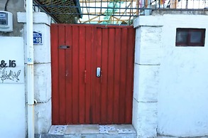 Janice's Traditional House