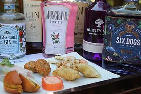 The Moon and Sixpence Garden Guest House