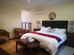 The Moon and Sixpence Garden Guest House