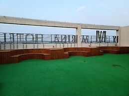 Western Bay Marina Hotel