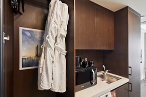 Western Bay Marina Hotel