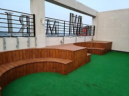 Western Bay Marina Hotel