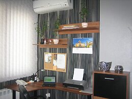 Greek Rooms in the City Center