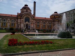Greek Rooms in the City Center