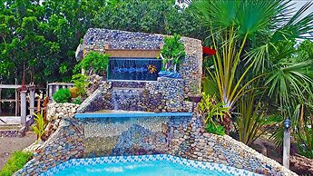 Punta Aguila Resort & Hotel