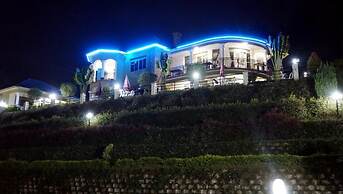 Jowillis Hotel