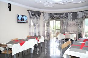 Jowillis Hotel