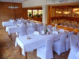 Gasthaus-Pension Zum Kreuz