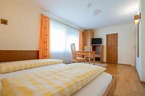 Gasthaus-Pension Zum Kreuz