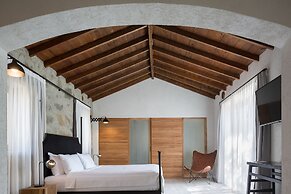 Gillham Vineyard Hotel - Adults Only