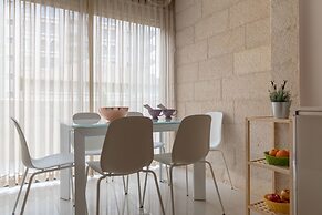 Full Option 9 People Central Location