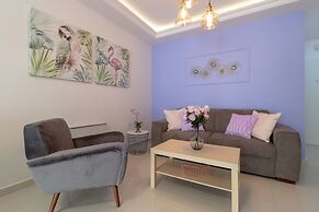 Full Option 9 People Central Location