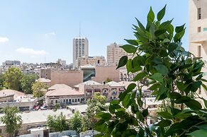 Best Location New Apt Full Amenities