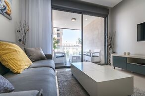 Best Location New Apt Full Amenities