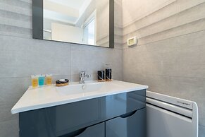 New Building 2 BR 2 Bathrooms Parking