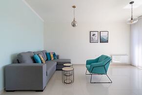 New Building 2 BR 2 Bathrooms Parking