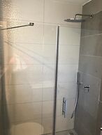 New Luxurious 2BR front old city Legacy