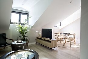 U-Sense Madrid Santa Ana