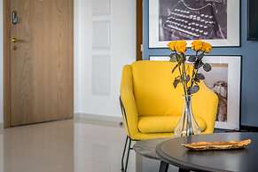 Front of Beach -Luxurious Residence