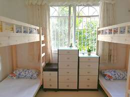 Laiyin Garden City Hostel