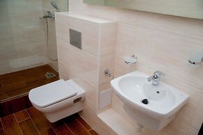 Modern History Apartments