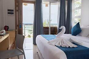 Reef Edge Thulusdhoo