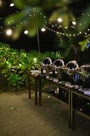 Reef Edge Thulusdhoo