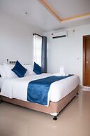 Reef Edge Thulusdhoo